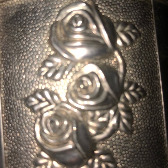 Vintage Silver Jewelry Box with Rose Design, silver plated zinc, Elegance - Picture 9 of 11